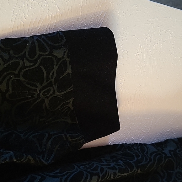 Easy Wear by Chico's size 3 black - Picture 3 of 12